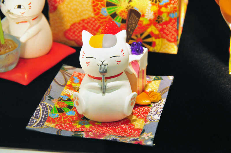Illustration for article titled Win Prizes Like These at Japanese Arcades
